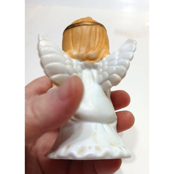 Homco Vintage Angel With Harp Holly Berries 4 Inches Tall Christmas Innocence - Picture 5 of 9